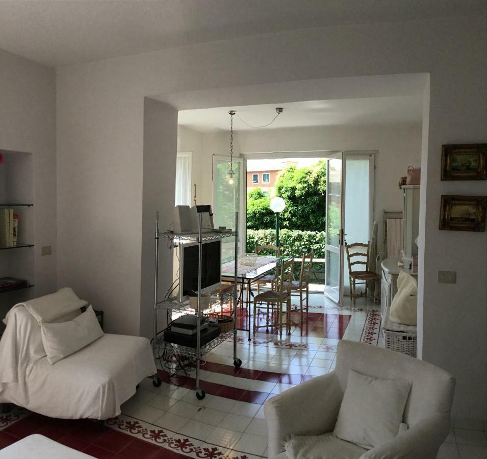 Ai Pastelli Apartment Дзоали Екстериор снимка